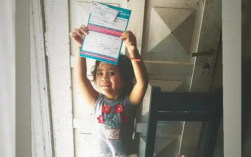 Vacunación: ¡primera dosis para Natasha!