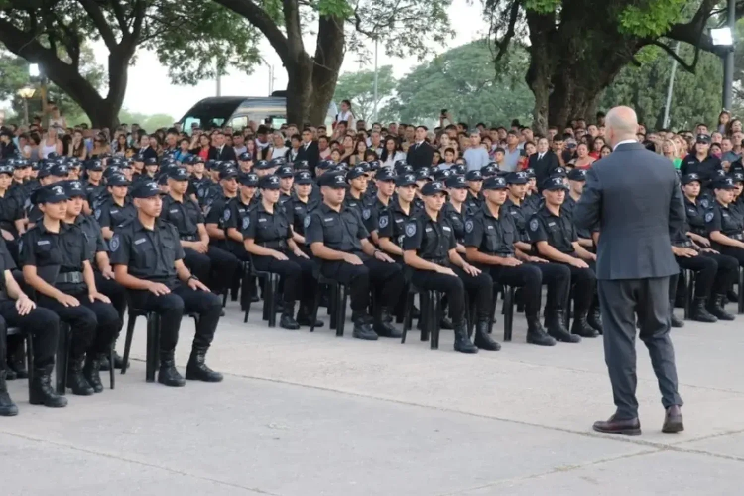 Incorporarán más de 2.900 policías en Santa Fe durante 2023