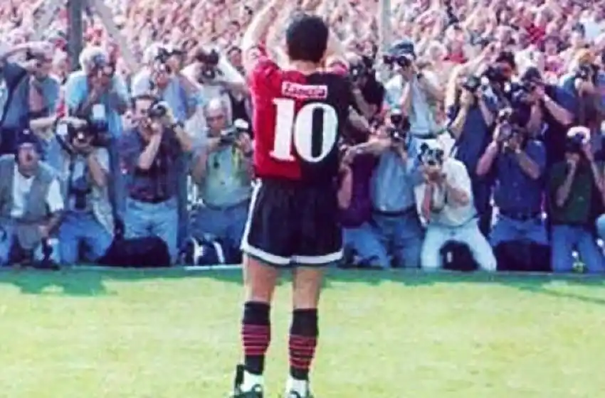 Uno de los hijos de Maradona pidió que retiren la 10 en Newells y en los otros equipos donde jugó Diego