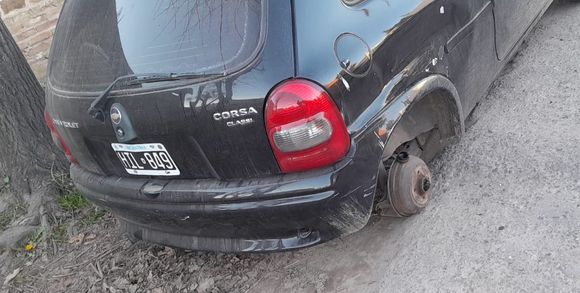 Llegaron los “roba ruedas” para accionar en algunos barrios de la ciudad