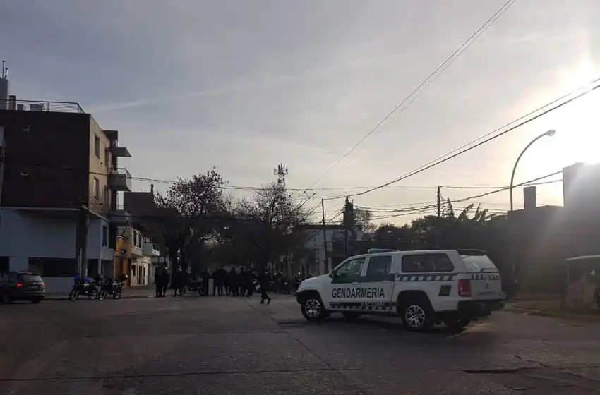 El operativo de seguridad espera la llegada de Mauricio Macri