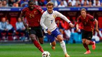 Francia hizo lo justo para avanzar a cuartos de final