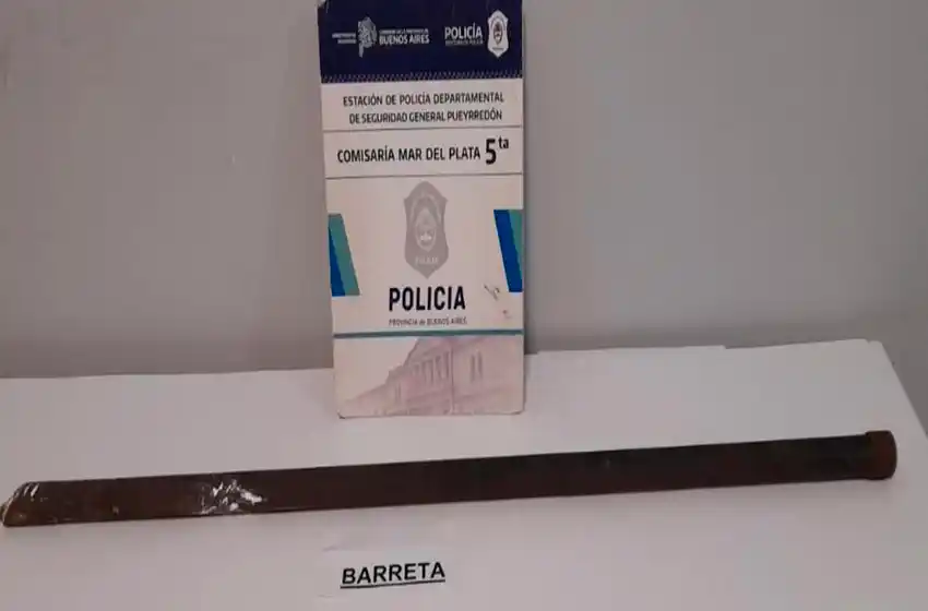 Usó una barreta para entrar a un comercio: lo atraparon adentro cuando quería escapar