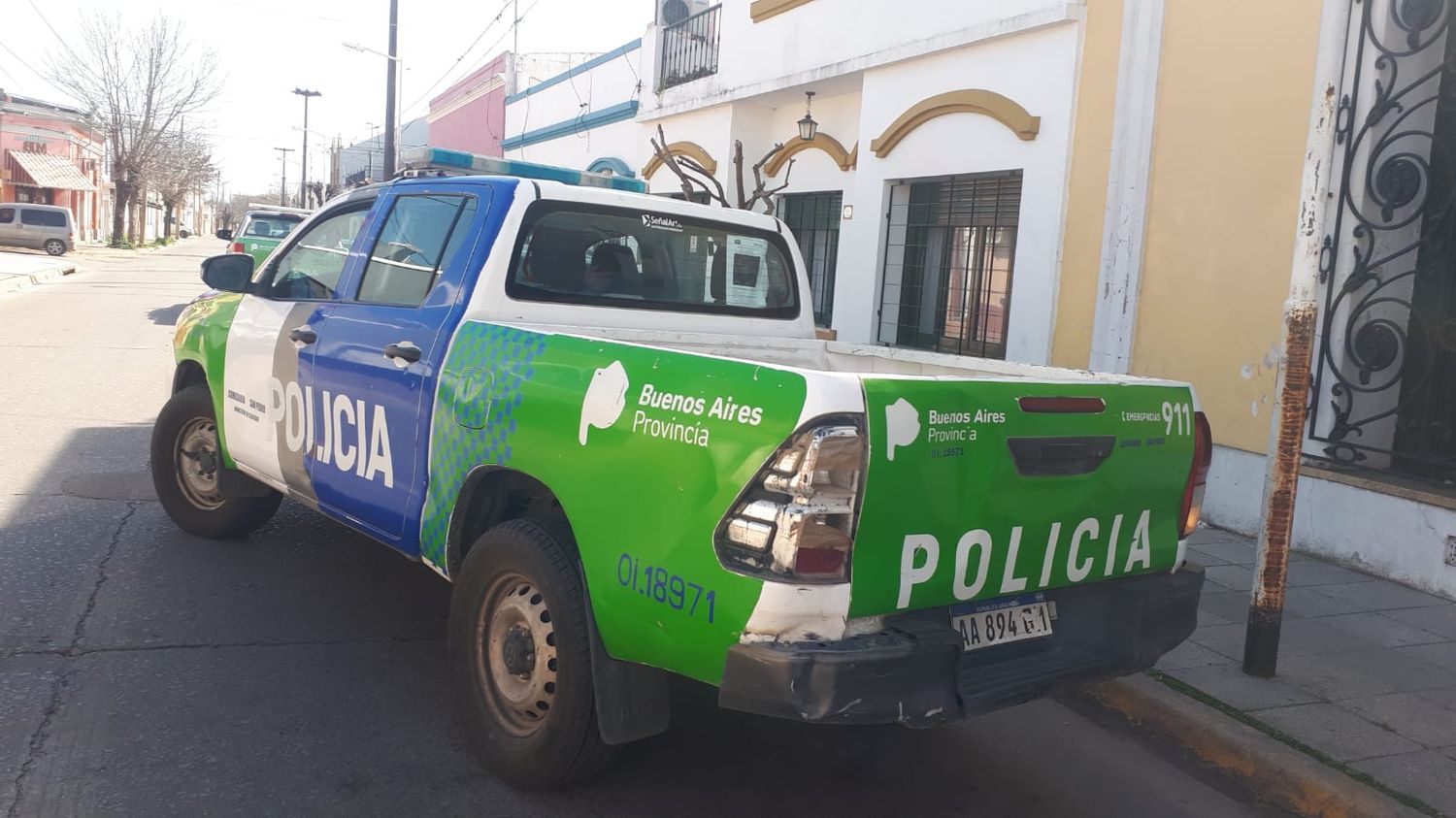 Profundizan la búsqueda de un auto robado a mano armada