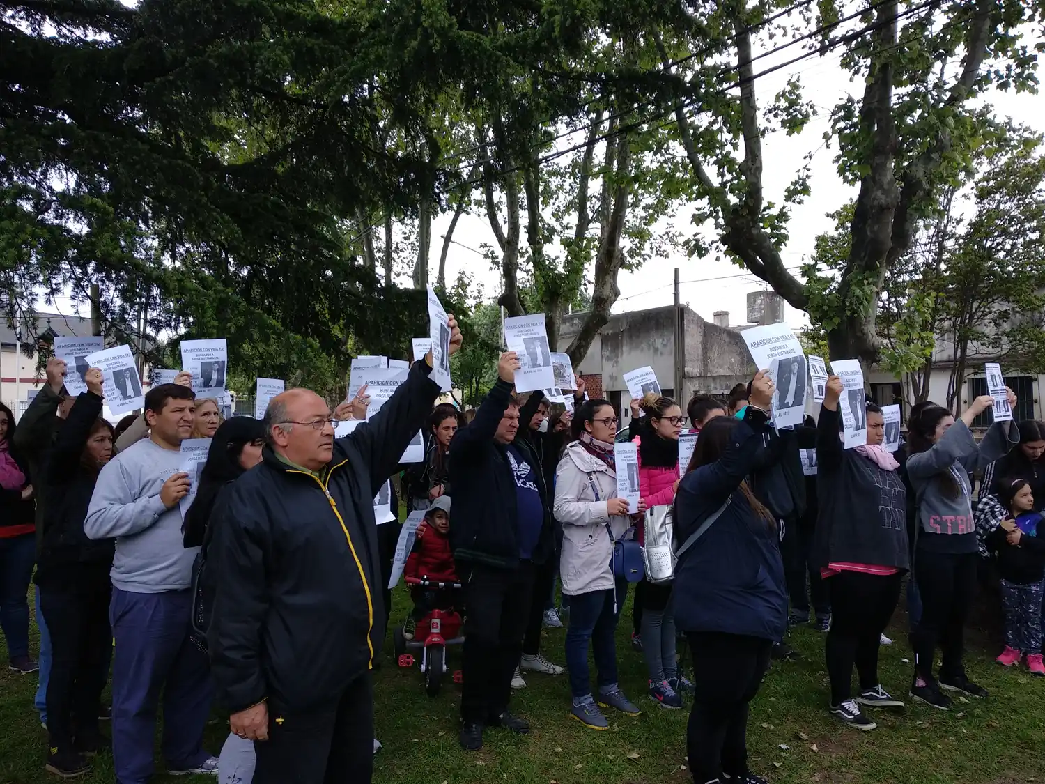 Amigos y allegados reclamaron por la aparición de Bustamante