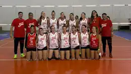 La Sub 16 de "Sani" sumó dos triunfos más y llega invicta a la doble jornada decisiva del viernes