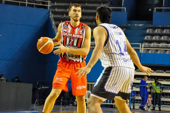 Quilmes volvió a ganar en casa con un final ajustado