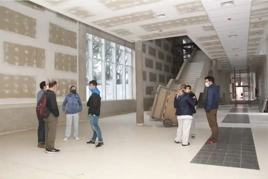 Profesionales de distintas áreas visitaron su futuro lugar de trabajo.