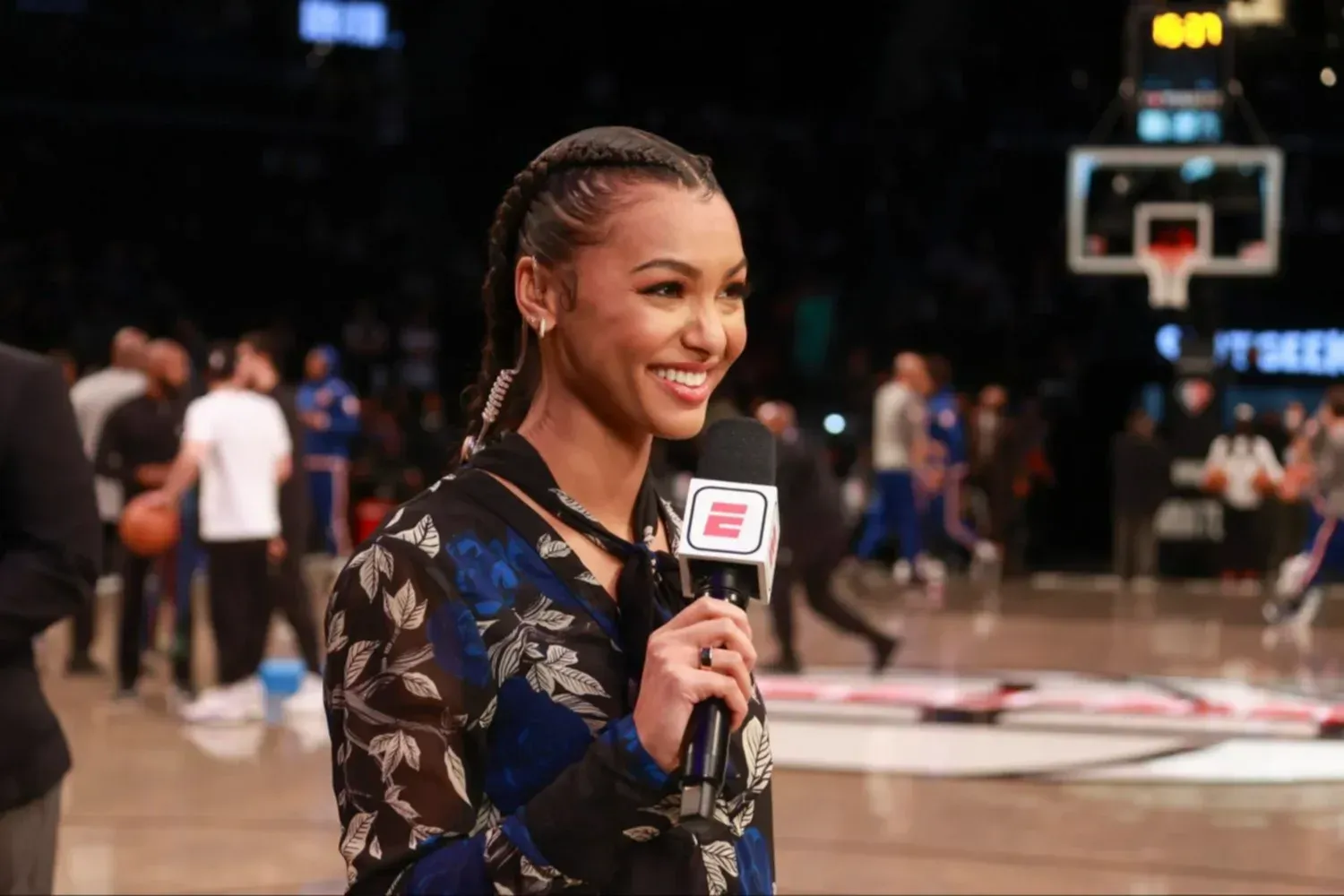 Malika Andrews: La historia detrás de la radiante presentadora del NBA Draft