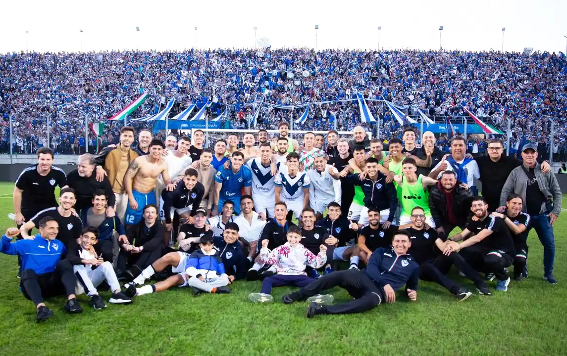 Alegría. “Velezana” tras la victoria ante el Bicho de la Paternal