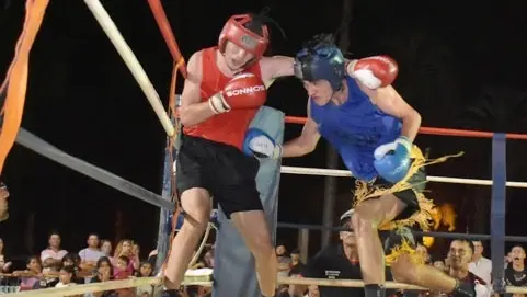 Velada de boxeo en el Club Estudiantes