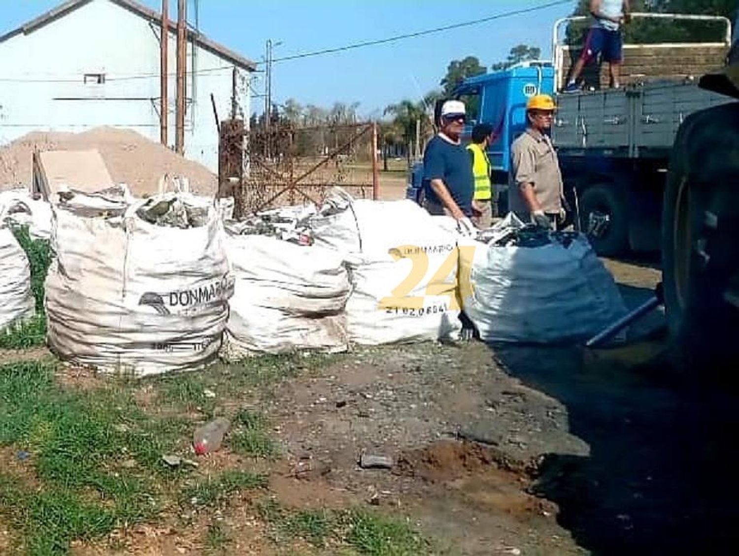 A través de un programa medioambiental, Villa Cañás recicló 5.300 kilos de vidrios