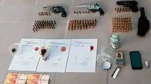 Elementos secuestrados en los allanaminetos