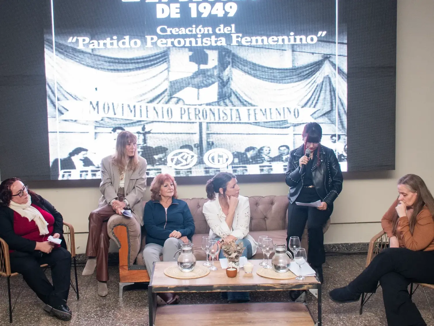 El peronismo tresarroyense homenajeó a Eva Perón