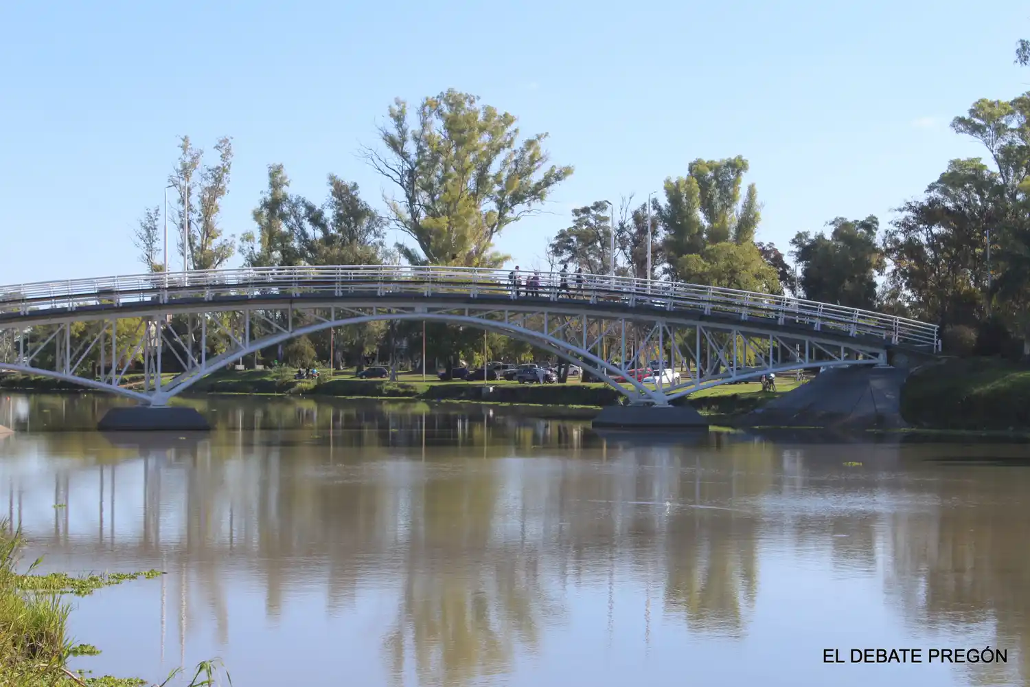 Anticipan que las temperaturas seguirán "por encima de lo normal" durante mayo