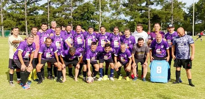 Fútbol: Seniors Violetas  otra vez campeones