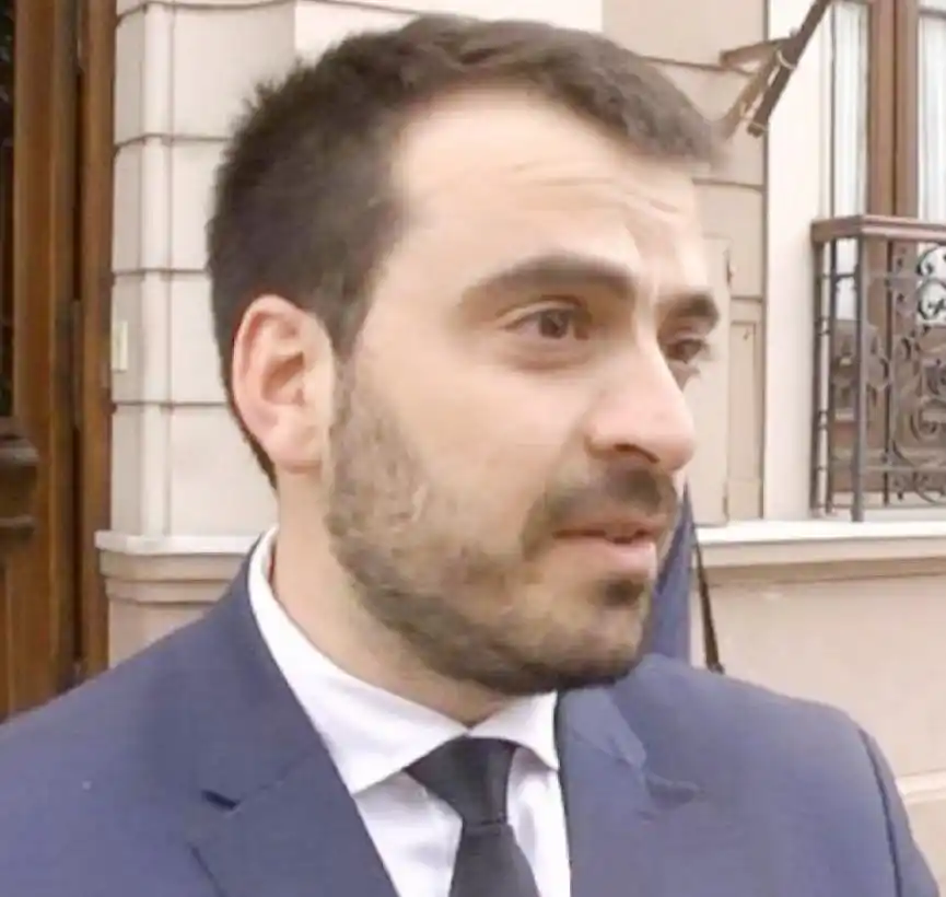 Urribarri presentó reposición contra la última resolución judicial