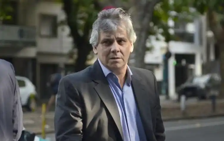 Britos se reunió con Milei: se enojó con los armadores y desmintió un encuentro con Sebastián Pareja