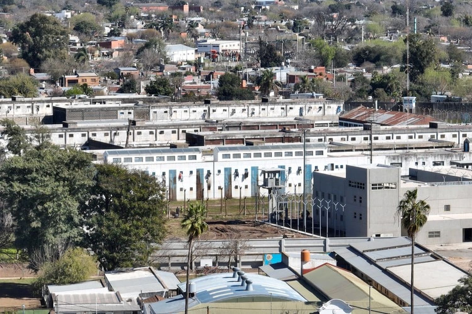 Intervinieron la cárcel de Las Flores tras el megaoperativo federal por el hallazgo de drogas