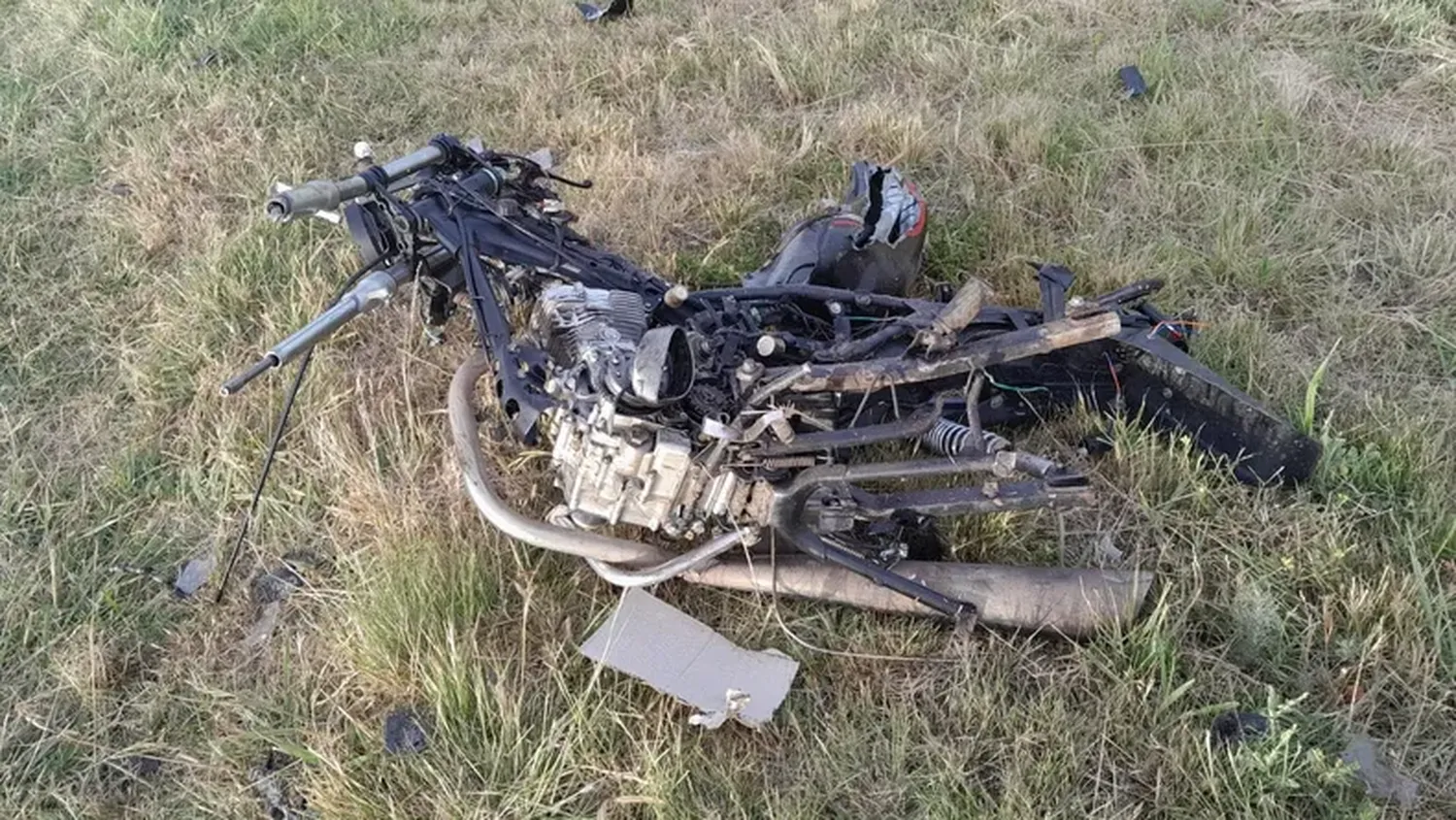 Falleció un motociclista al impactar de frente contra un camión en ruta 12