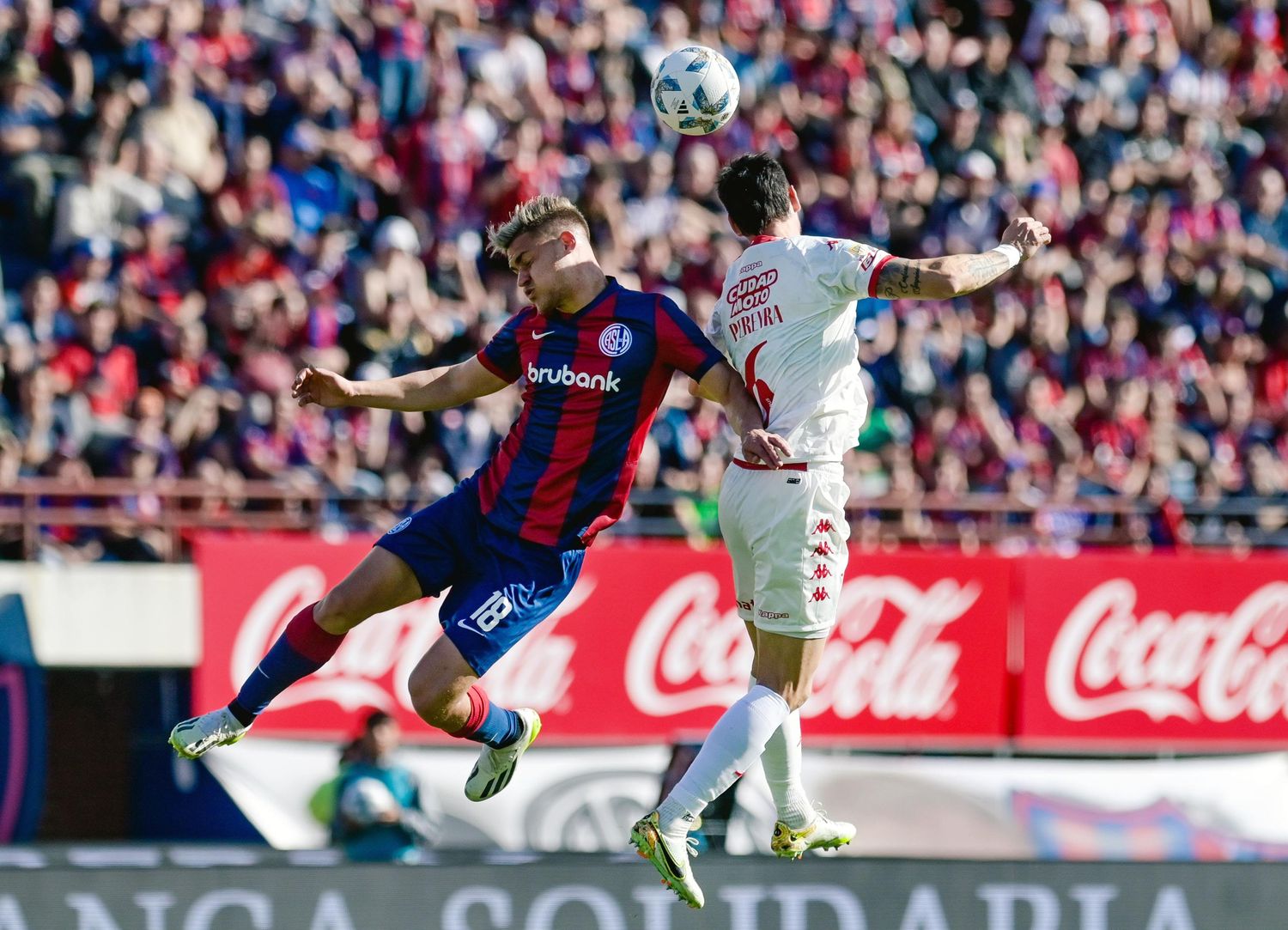 Con uno menos, San Lorenzo logró la igualdad ante Huracán