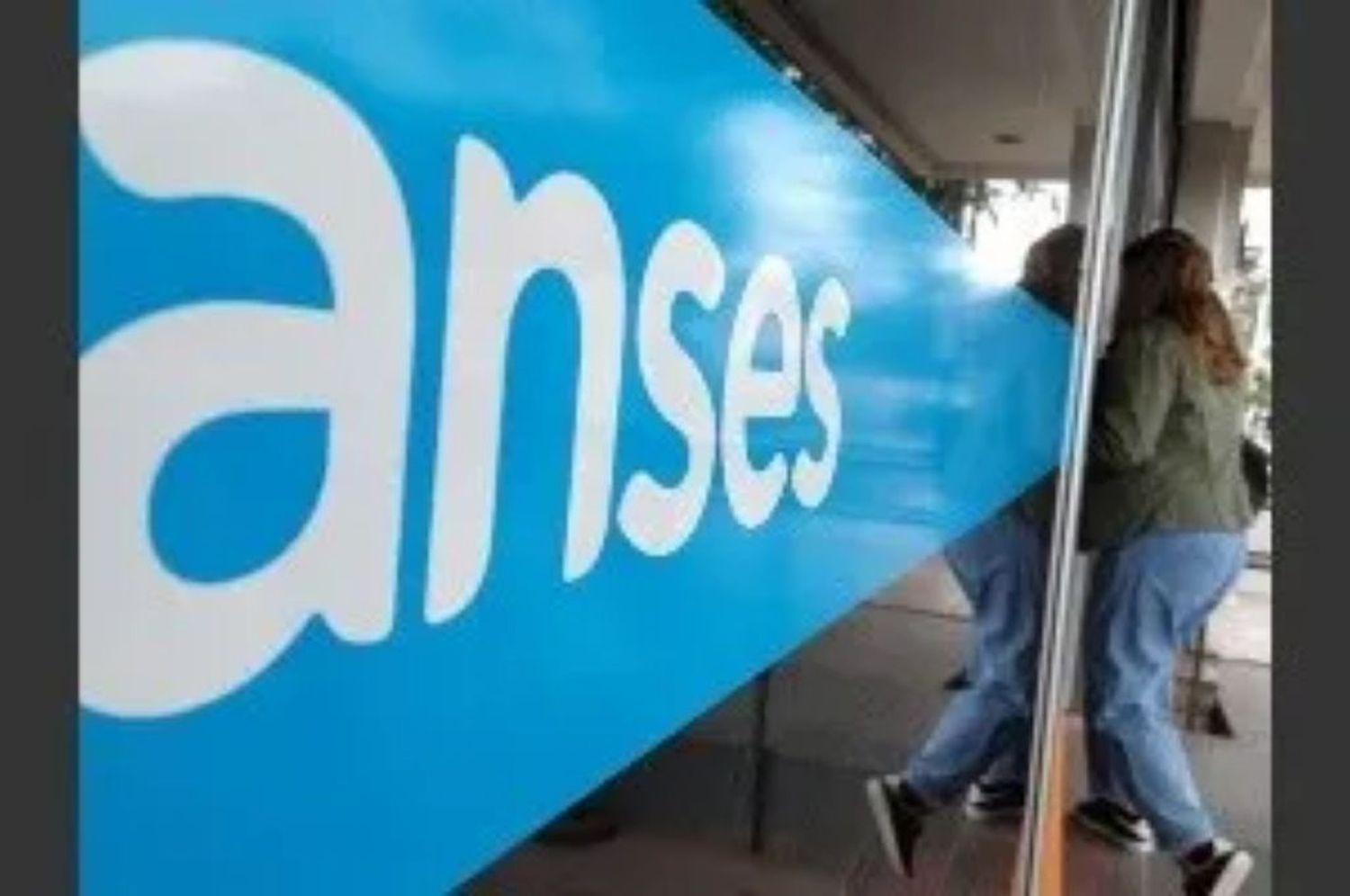 ANSES: 510 mil santafesinos cobran el refuerzo de ingresos en junio