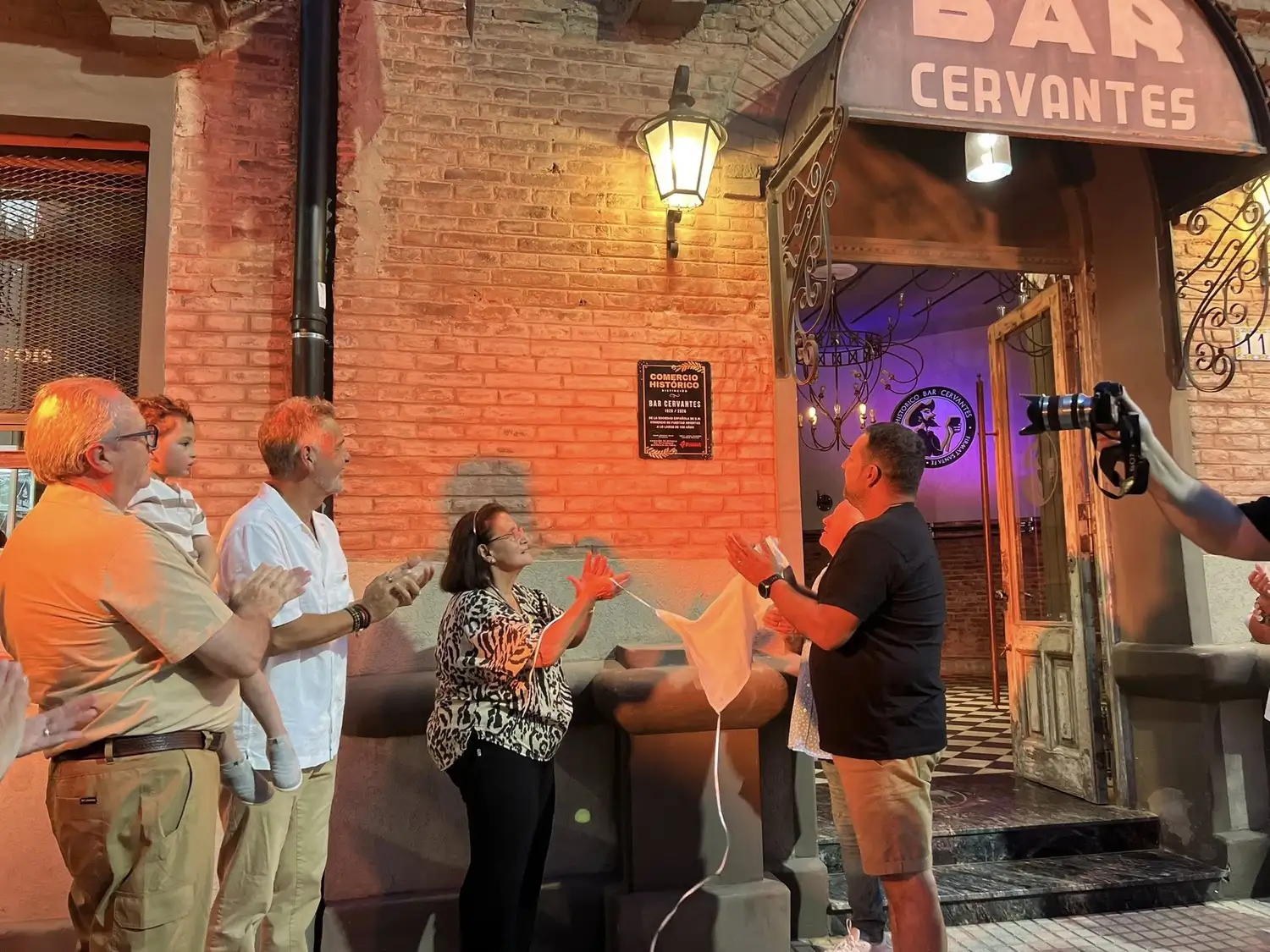 Gran noche de festejo para homenajear a Bar Cervantes. Foto: Gentileza.