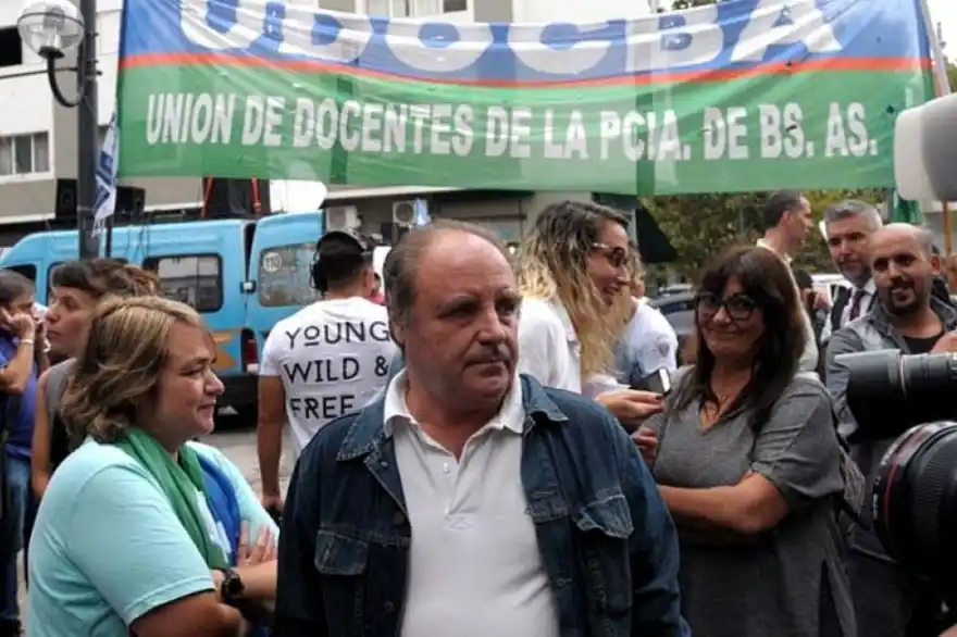 Nueva explosión en escuela de Moreno: El titular de Udocba calificó a Vidal como "alguien que odia al pueblo"