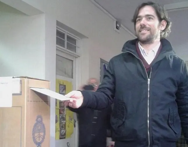 Votó Del Caño: "En octubre estaremos peleando una banca en el Congreso"
