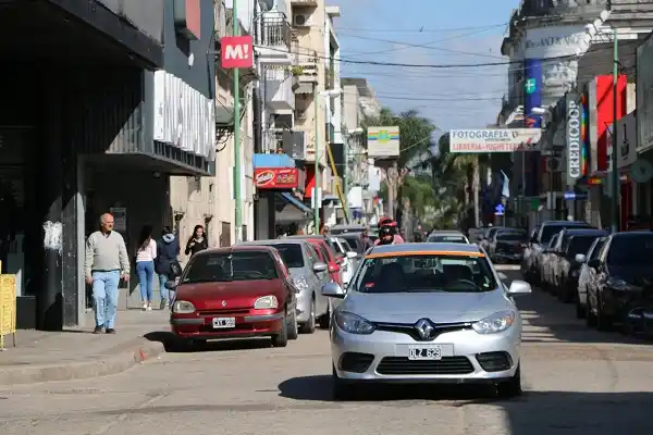 Estacionar en el centro, cada vez más caro: cuánto sale por hora y toda la mañana