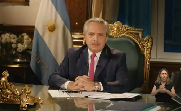 Alberto Fernández pidió que el 2022 encuentre a los ciudadanos “más unidos y fuertes”