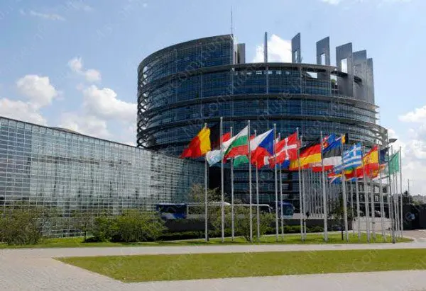 Parlamento Europeo rechaza amenazas de Maduro contra la embajadora de la UE en Caracas