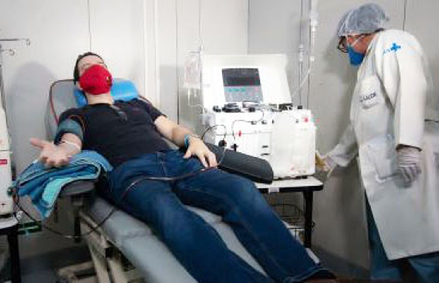 Menos de cinco personas podrían llegar a ser donantes de plasma