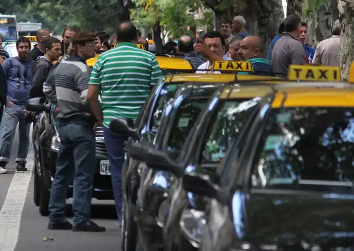 Rosario: Concejales analizan la suba de la tarifa de taxis