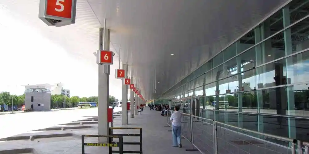 Un chofer de colectivo de larga distancia dio positivo de marihuana y cocaína en Mar del Plata