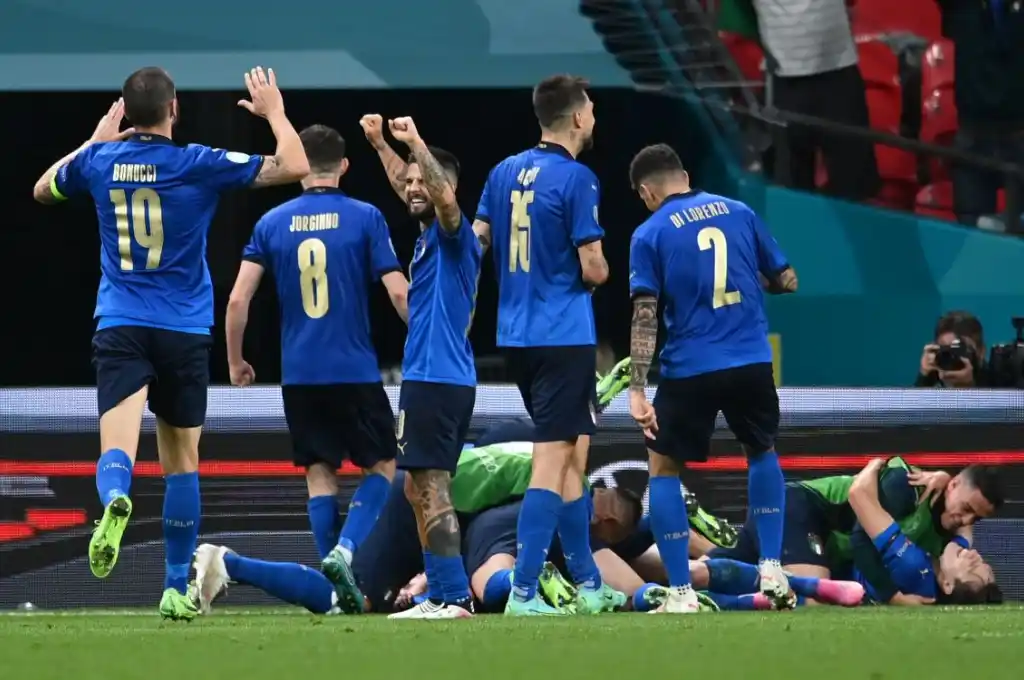 Italia venció a España y es el primer finalista de la Eurocopa