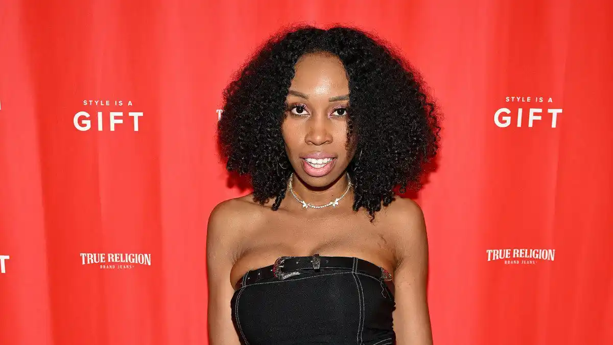 Madre de la actriz Carrie Bernans hace un llamado DESESPERADO por su hija (fotos)