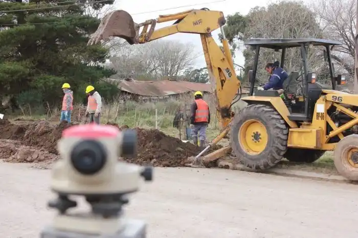 Importante avance en obra de cloacas en San Manuel