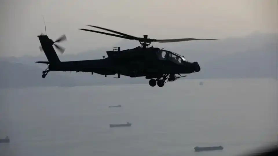 Un helicóptero estadounidense se estrelló en las cercanías del estrecho de Ormuz.