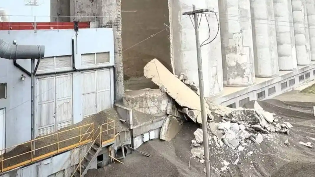 El senador bonaerense de La Libertad Avanza, Matías de Urraza, le pide explicaciones a Axel Kicillof tras el derrumbe de un elevador en el Puerto Quequén.