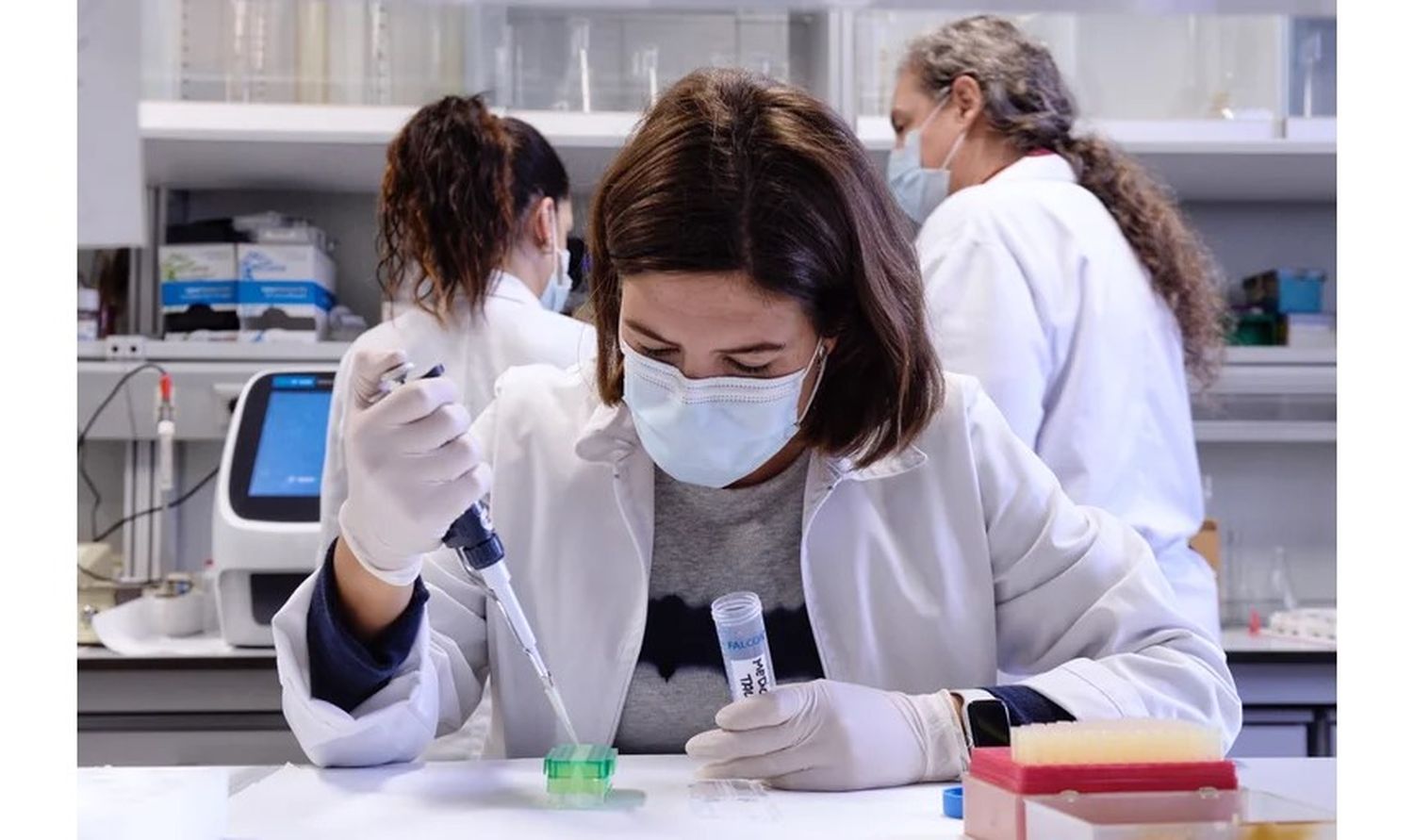 La pandemia impulsó el rol de las mujeres en la industria farmacéutica en Latinoamérica