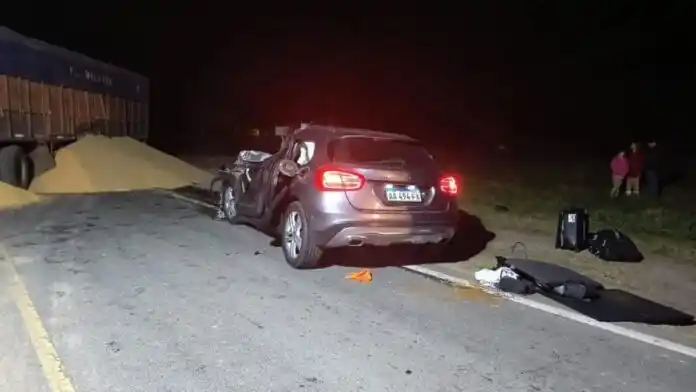 Vehículo siniestrado en la ruta 88. - La Capital de Mar del Plata -