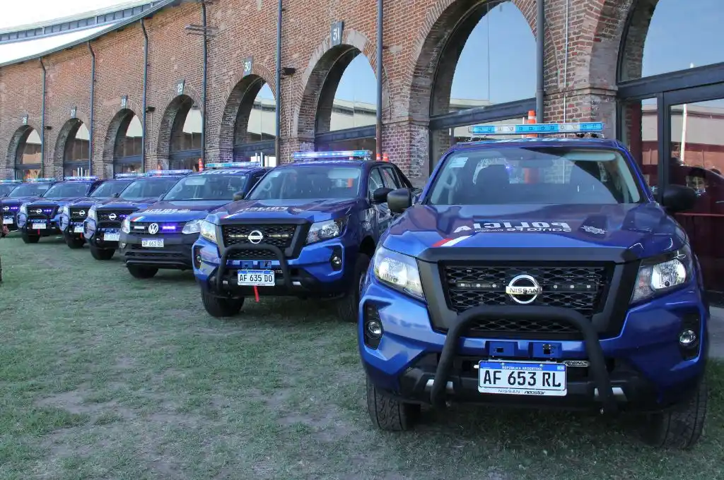 La provincia de Santa Fe entregó 31 patrulleros a la Dirección General de Seguridad Rural “Los Pumas”