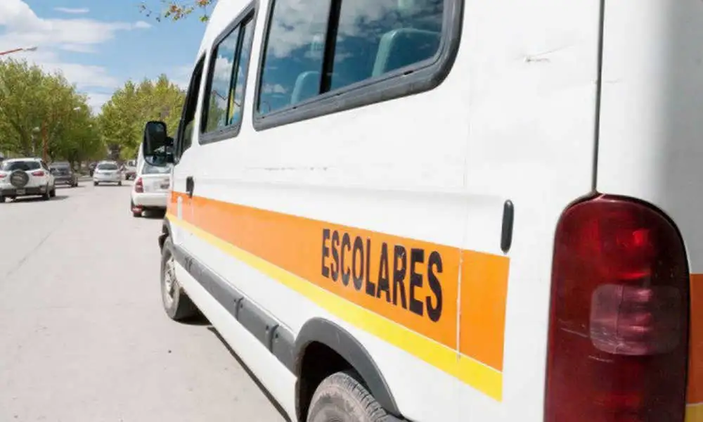Se robaron un transporte escolar en la ciudad de Santa Fe