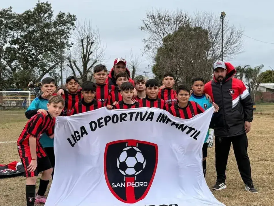 La selección 2015 cayó ante Lanús en el inicio del Torneo de San Nicolá.