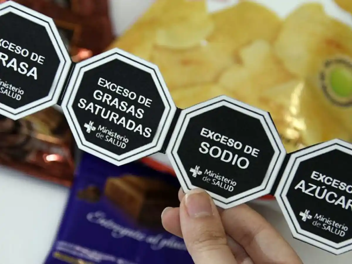 Diputados trata el proyecto de ley de etiquetado frontal de alimentos