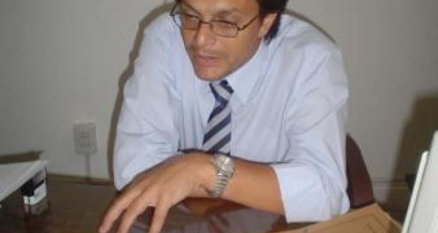 Tanús puso los dos pies en la Fiscalía