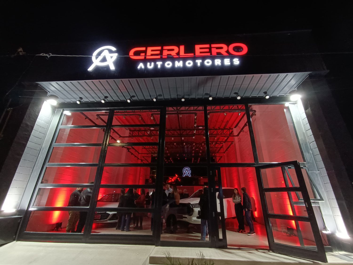 Gerlero Automotores inauguró su concesionaria en San Francisco