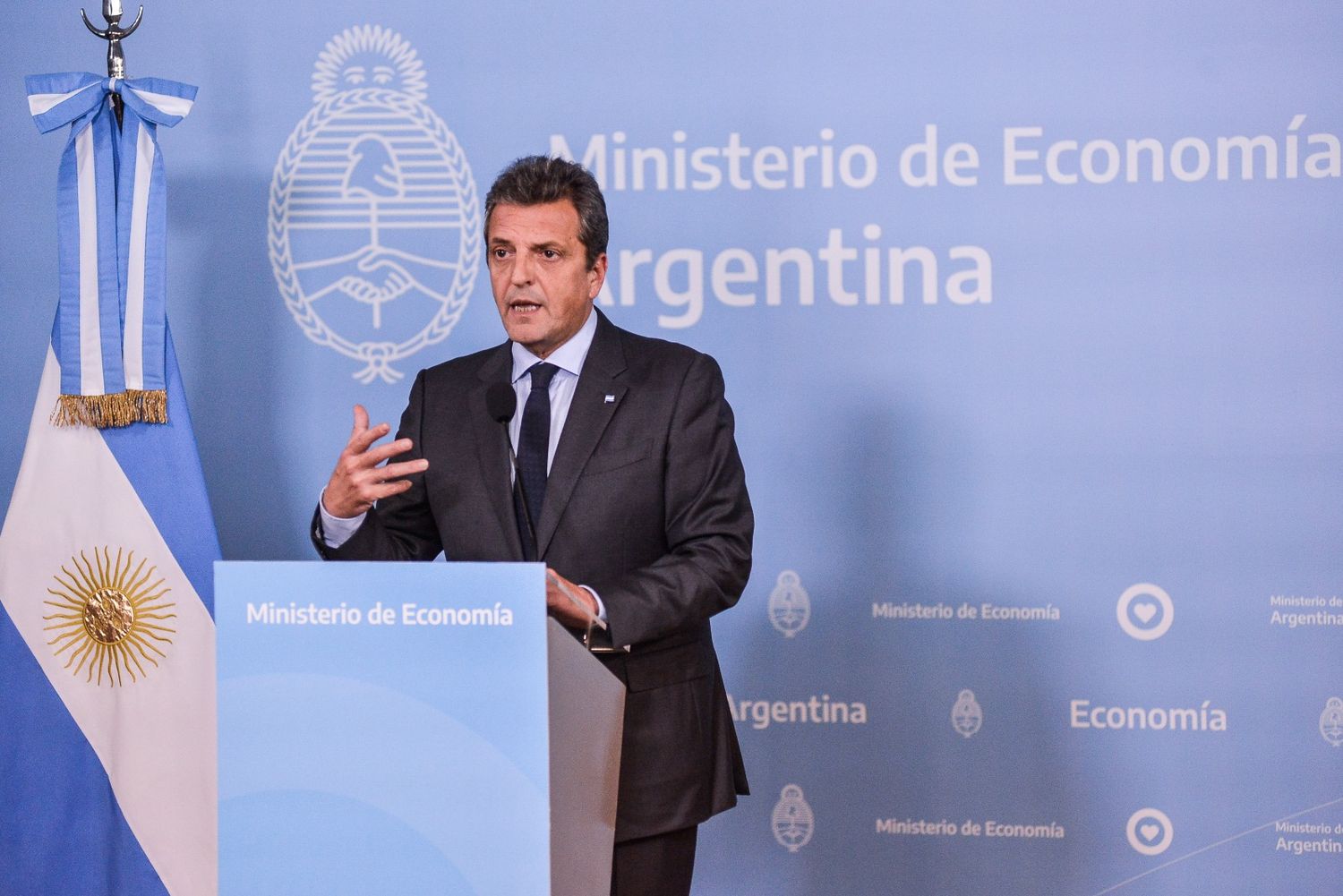 Massa prepara anuncios para profesionales, autónomos, monotributistas y PyMES