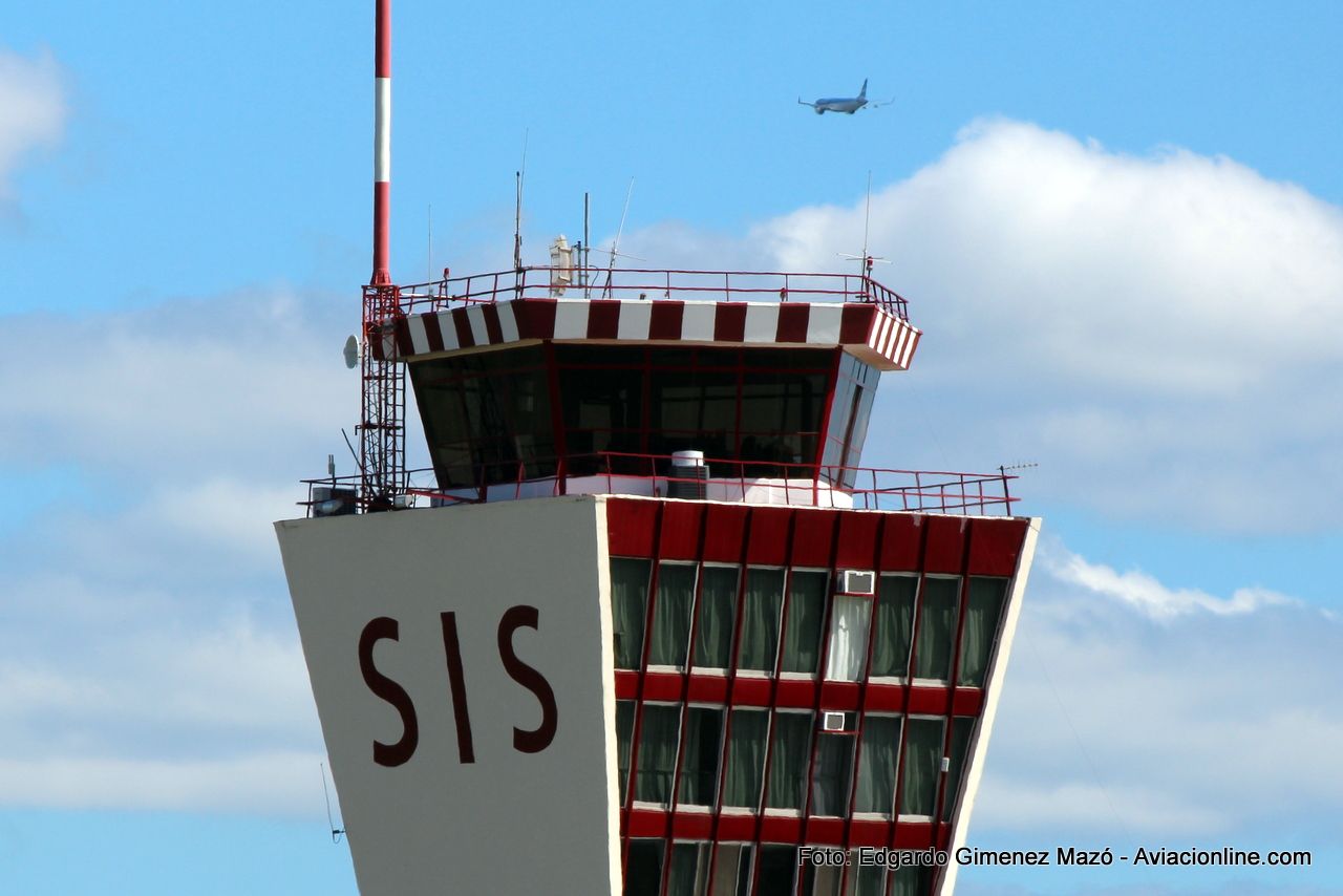 EANA lanza convocatoria para cubrir puestos de controladores y AIS/COM
